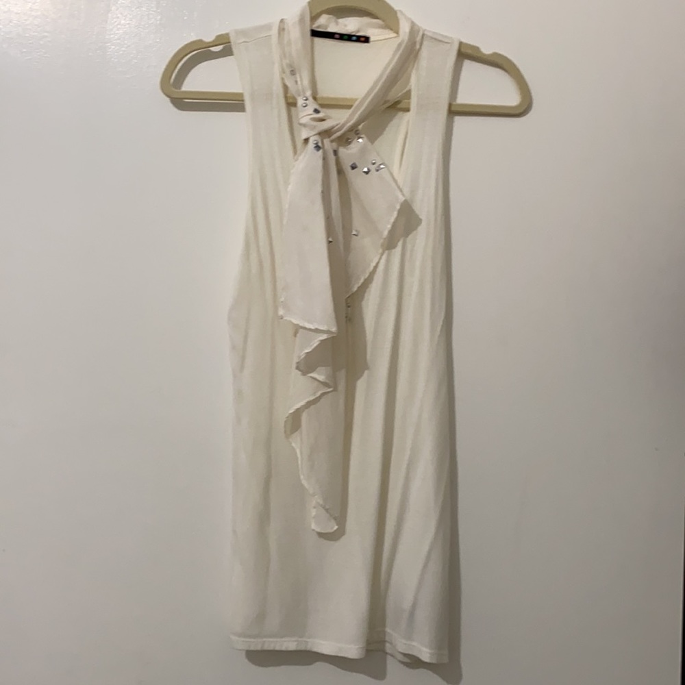 Tank tops - Picture 2 of 6